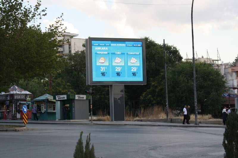 P6mm Advertising Full Color Outdoor LED Display Screen Videowall Billboard