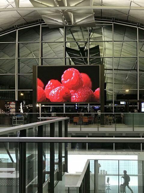 Full Color LED Display P4 Indoor Screen Video Wall for Advertising
