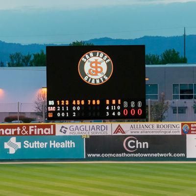 Easy to Assemble Football LED Billboard P10 Sports Stadium LED Display