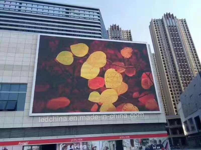 Full Color Digital Video Wall External LED Commercial Display Board (P5)