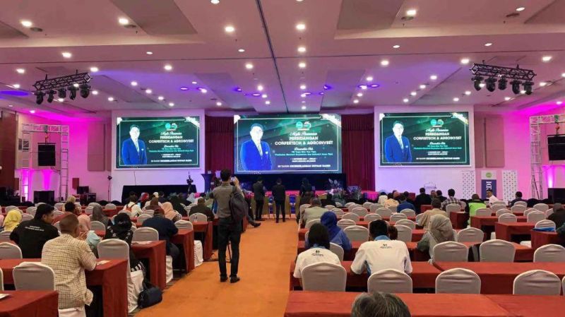 China Super HD P4 Indoor LED Panel