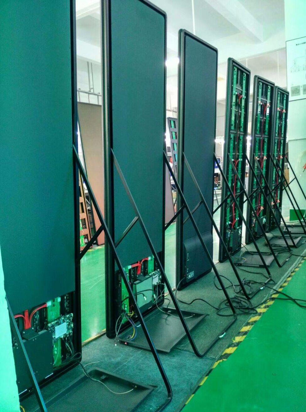 P2/P2.5/P3 Indoor LED Display Portable Advertisement Screen