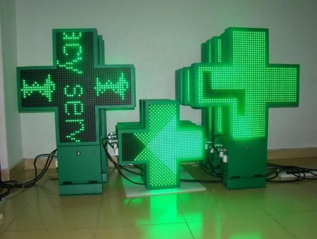 480mm*480mm P5 Full Color Double Side LED Cross Sign for Pharmacy