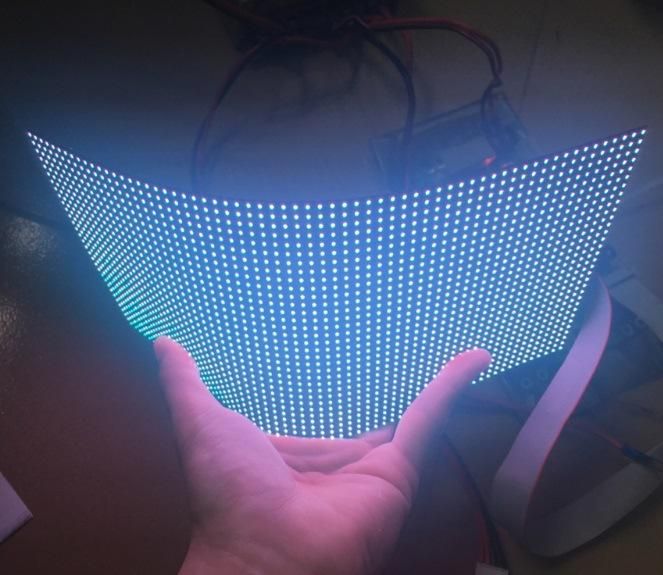 Reusable Durable P2 Circle Curved Sign Indoor Flexible LED Display for Advertisement