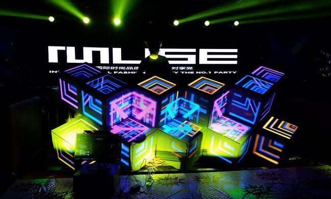 Hot Sale Creative LED Display Irregular DJ Booth for Event