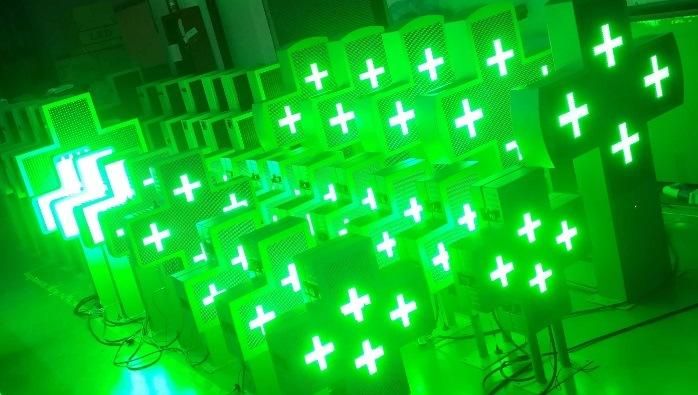 Outdoor Waterproof Single Green P10 DIP Pharmacy Cross LED Screen