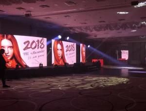 P3 SMD2121 Indoor Full Color LED Display TV Screens