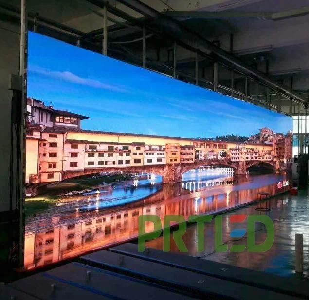 Seamless Front Service Wall-Mounted P2 P3 Indoor LED Screen