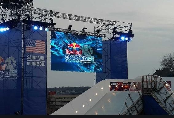 Outdoor P5.95 Stage Background LED Display Big Screen 42*42DOT