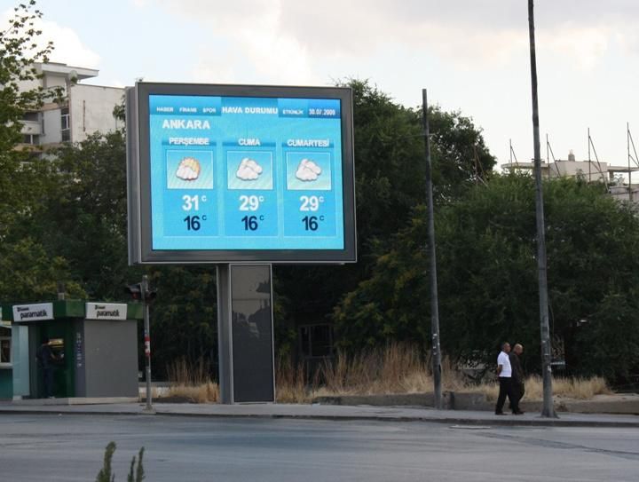 P8 Outdoor 140 Degree Wide Viewing Angle LED Advertising Display