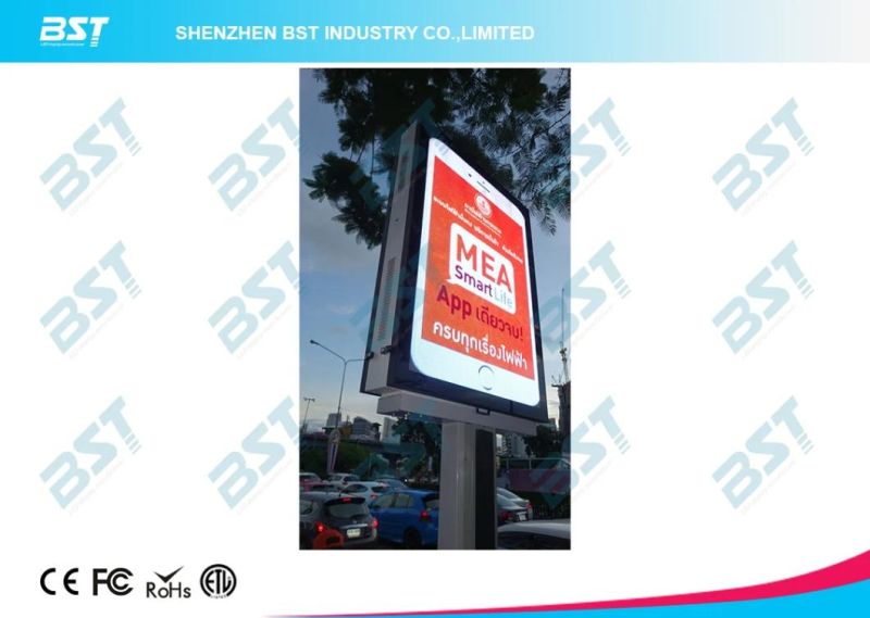 P5 Street Lighting Pole Outdoor Advertising LED Display Screen with Smart Phone Design