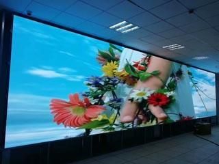 Favorable Price P2.5/P3/P4 Indoor LED Display Sign/LED Panel Screen