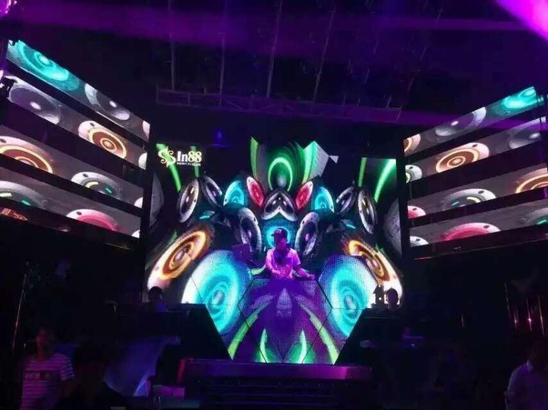 Indoor P2 P4 Curved Creative Flexible LED Curtain Display for Irregular Shapes Screens